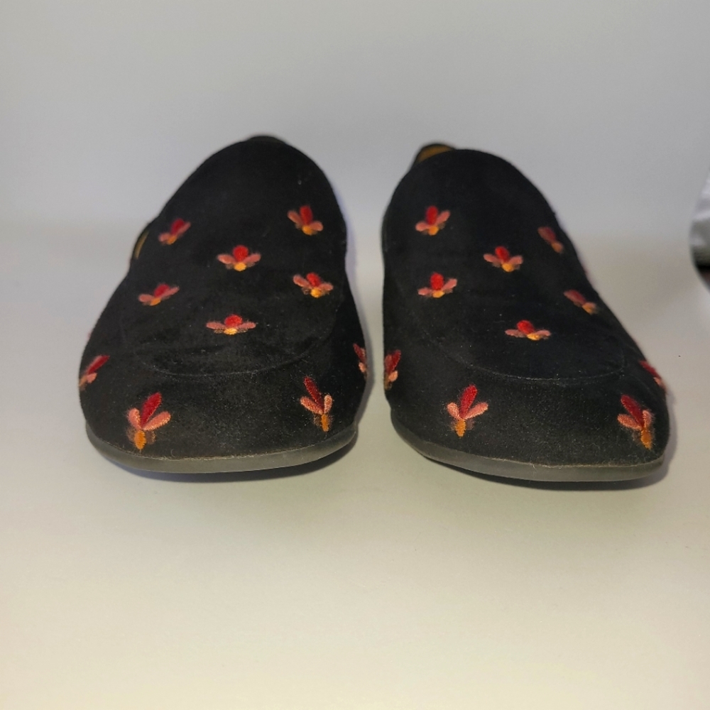 Sam Edelman | Harlem Black Embroidered Loafers - Picture 6 of 8